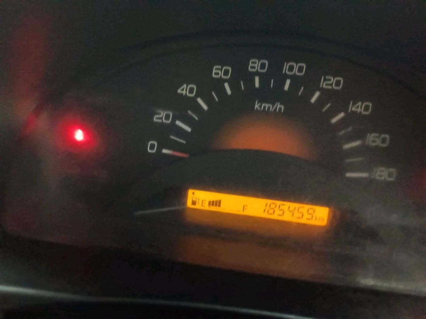 2013 Maruti Wagon R 1.0 LXI, CNG, Manual, 1,85,459 km, interior