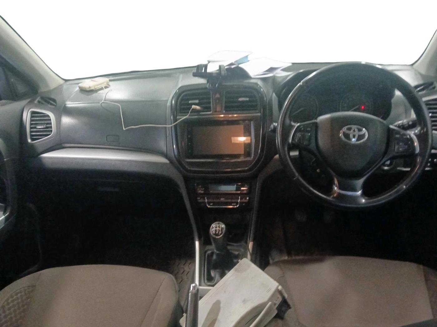 2021 Toyota URBAN CRUISER PREMIUM GRADE MT, Petrol, Manual, 52,957 km, interior