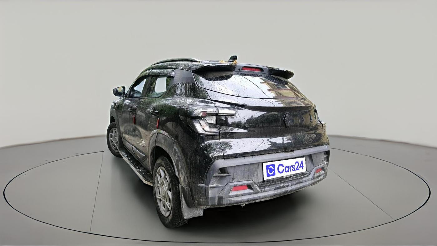 2025 Renault Kiger Evolution AMT, CNG, Automatic, 2,453 km, exterior