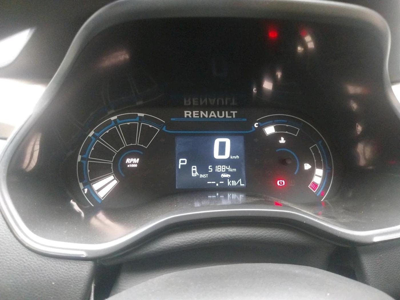 2022 Renault Kiger RXT (O) TURBO CVT, Petrol, Automatic, 51,884 km, interior