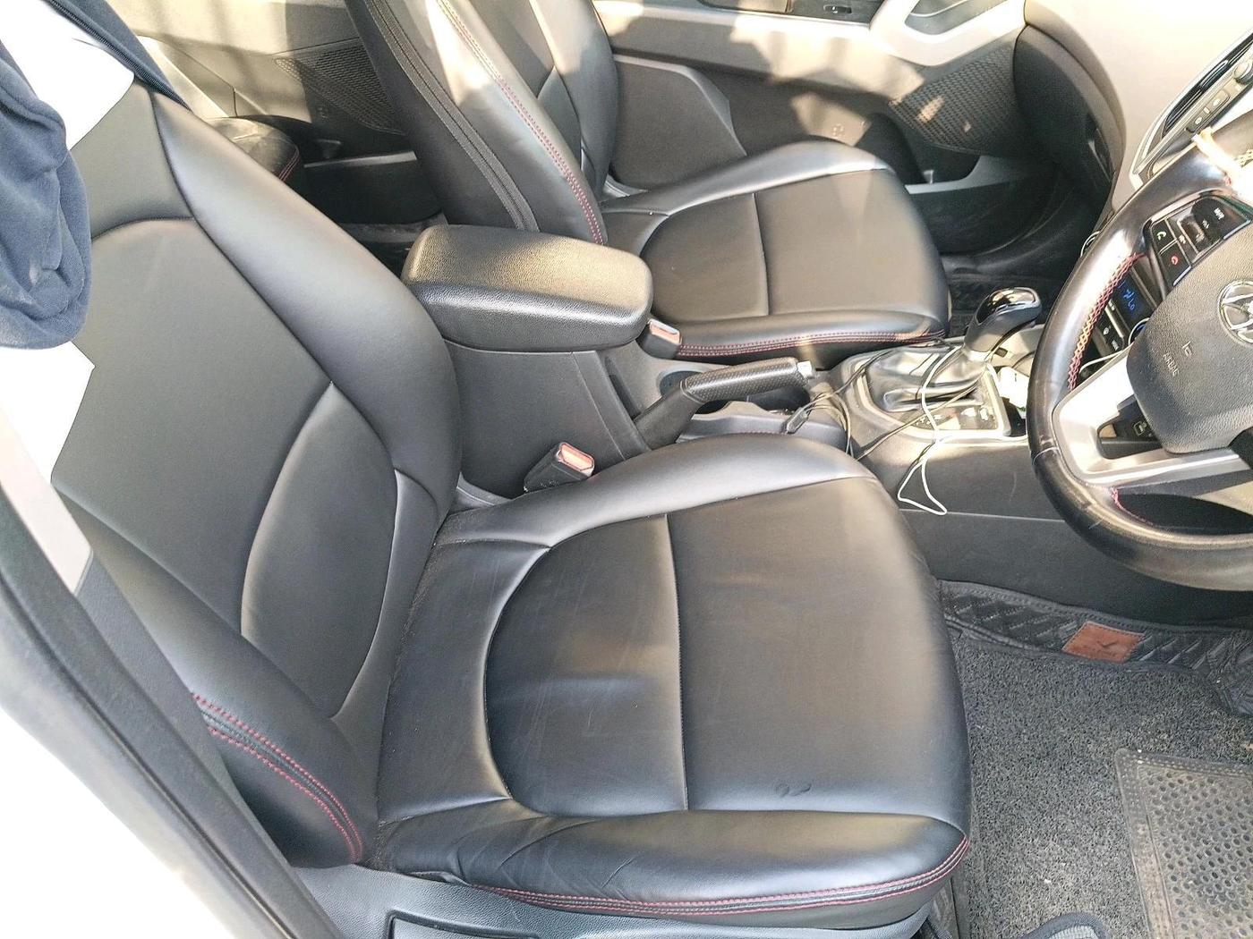 2017 Hyundai Creta SX PLUS AT 1.6 PETROL, CNG, Automatic, 75,530 km, interior
