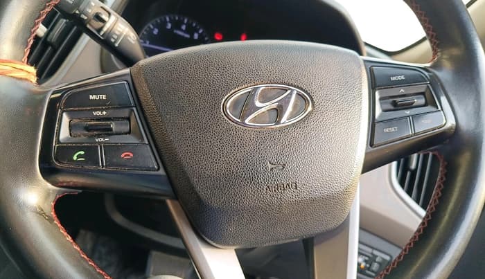 2017 Hyundai Creta SX PLUS AT 1.6 PETROL, Petrol, Automatic, 75,356 km, interior
