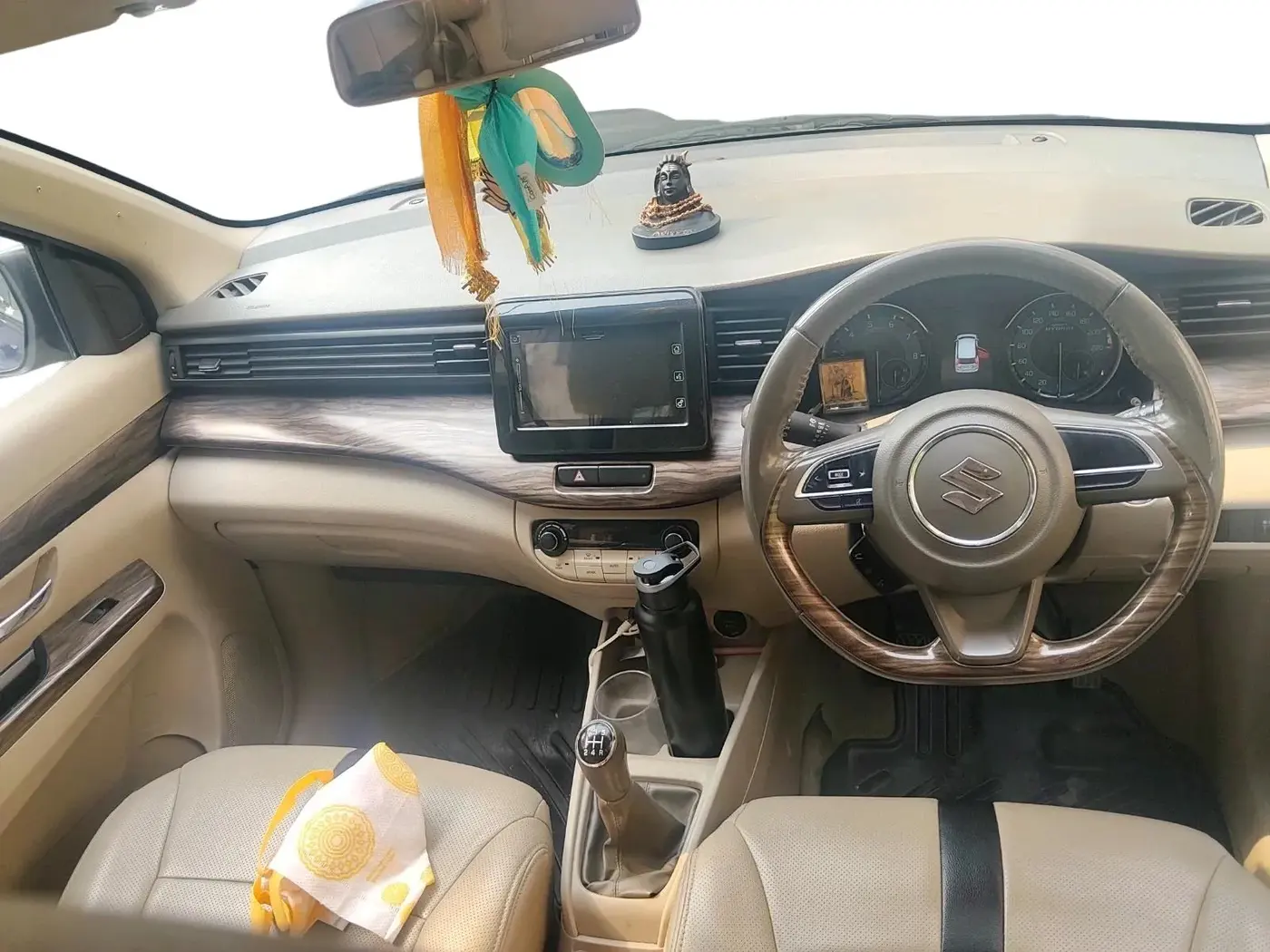 2019 Maruti Ertiga ZXI+ SHVS, Petrol, Manual, 65,619 km, interior