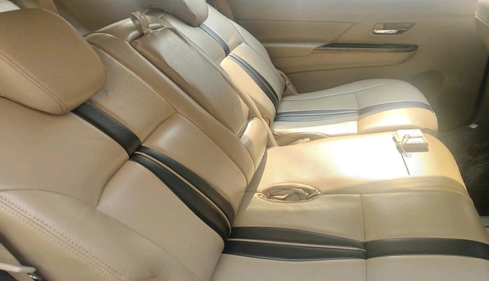2019 Maruti Ertiga ZXI+ SHVS, Petrol, Manual, 65,619 km, interior