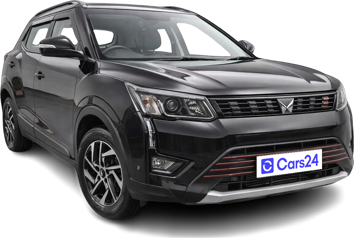 2023 Mahindra XUV300 - SUV - Petrol - Manual - ₹8.21 lakh