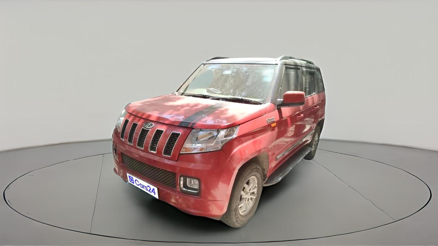 2016 Mahindra TUV300 T8, Diesel, Manual, 1,55,434 km, exterior
