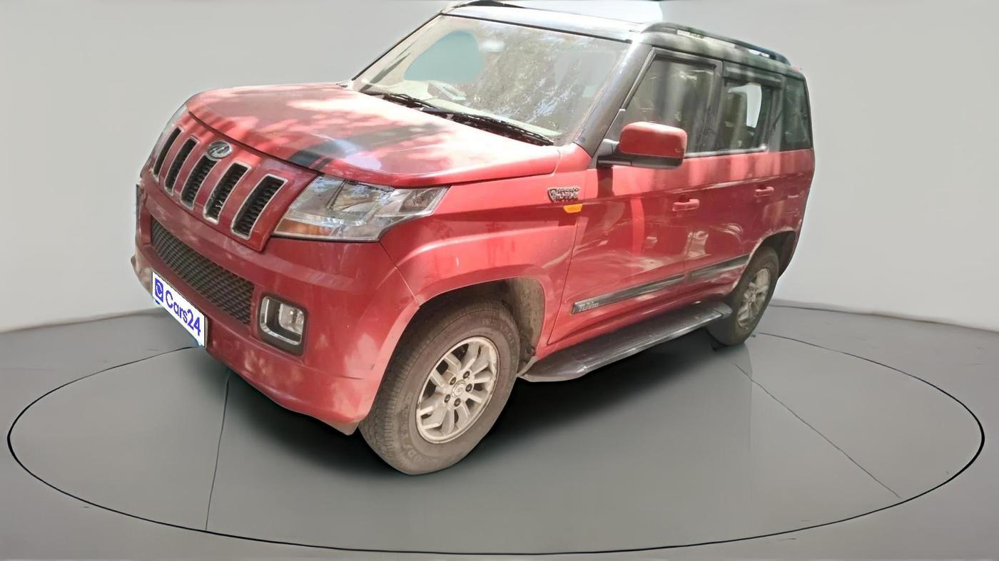 2016 Mahindra TUV300 T8, Diesel, Manual, 1,55,434 km, exterior