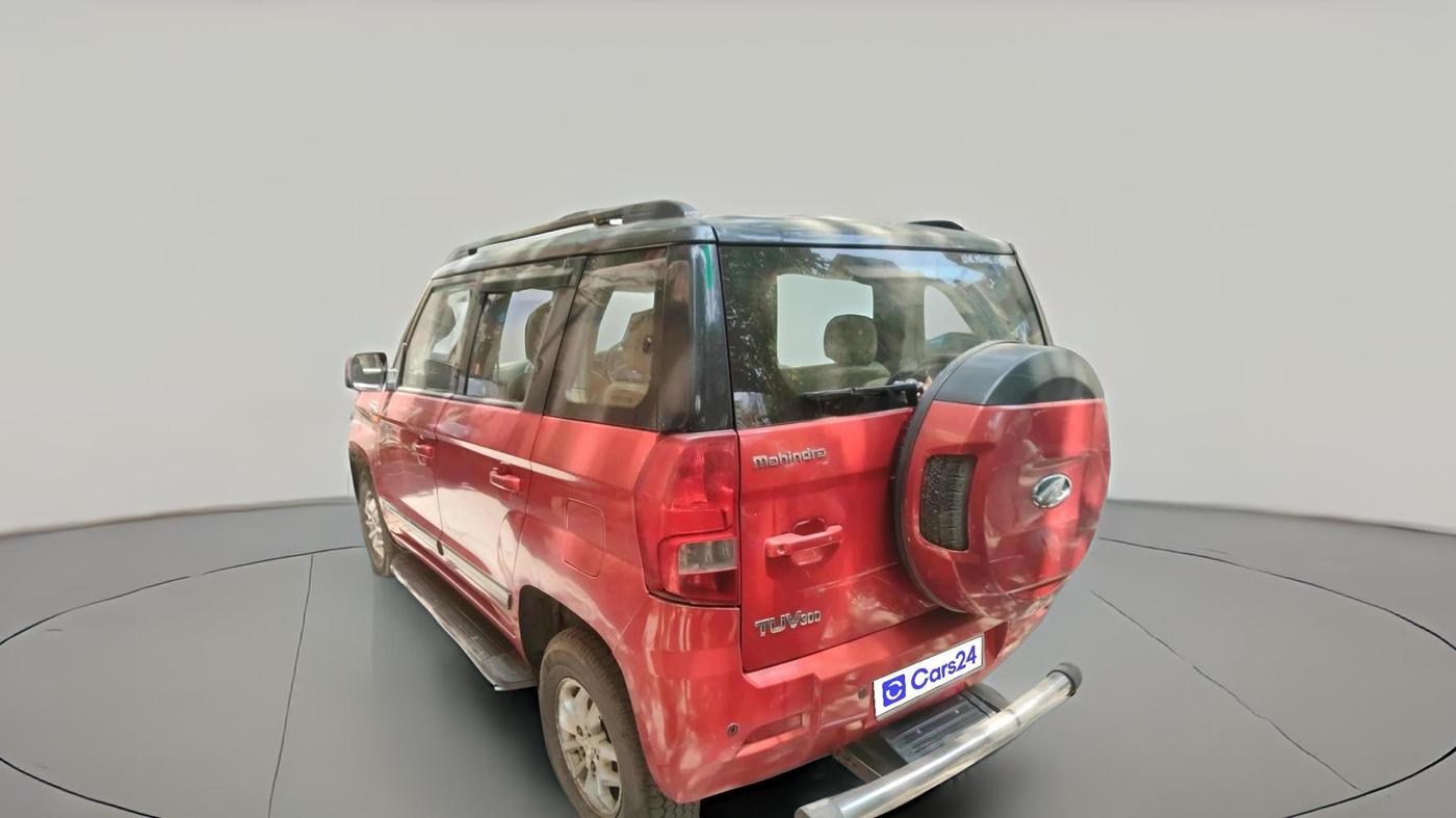 2016 Mahindra TUV300 T8, Diesel, Manual, 1,55,434 km, exterior
