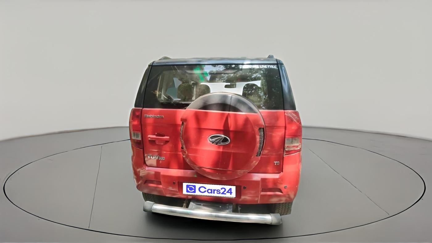 2016 Mahindra TUV300 T8, Diesel, Manual, 1,55,434 km, exterior