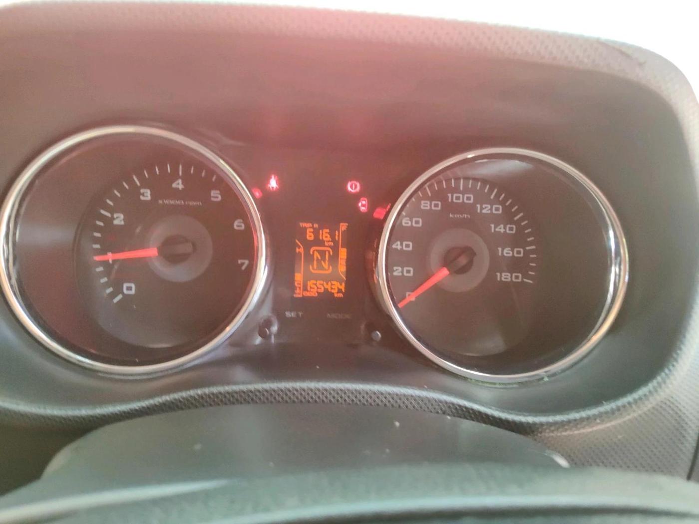 2016 Mahindra TUV300 T8, Diesel, Manual, 1,55,434 km, interior