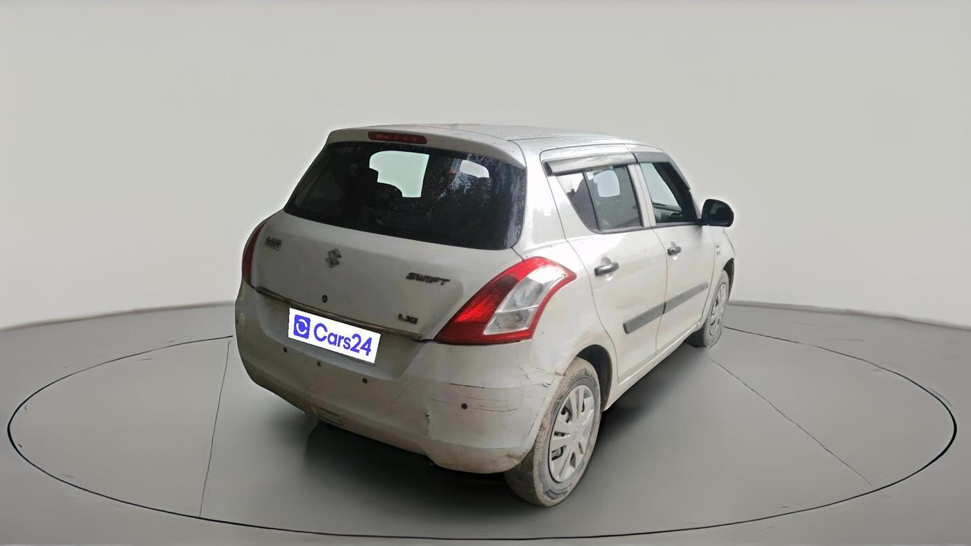 2016 Maruti Swift LXI (O), CNG, Manual, 1,05,276 km, exterior