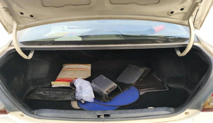 2011 Toyota Etios G, Petrol, Manual, 44,981 km, exterior