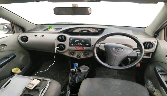 2011 Toyota Etios G, Petrol, Manual, 44,981 km, interior