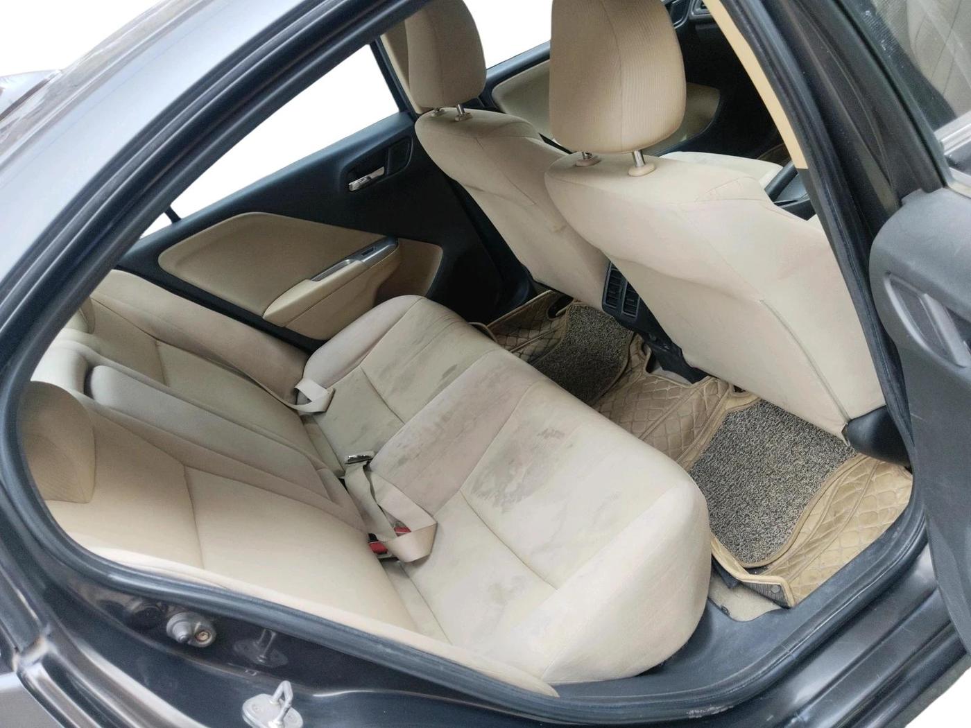 2015 Honda City 1.5L I-VTEC V MT, Petrol, Manual, 94,331 km, interior
