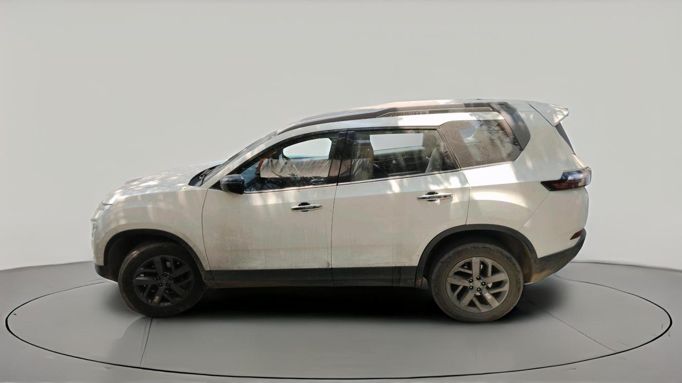 2023 Tata Safari XT PLUS, Diesel, Manual, 50,555 km, exterior