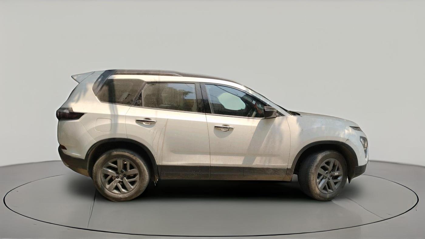 2023 Tata Safari XT PLUS, Diesel, Manual, 50,555 km, exterior