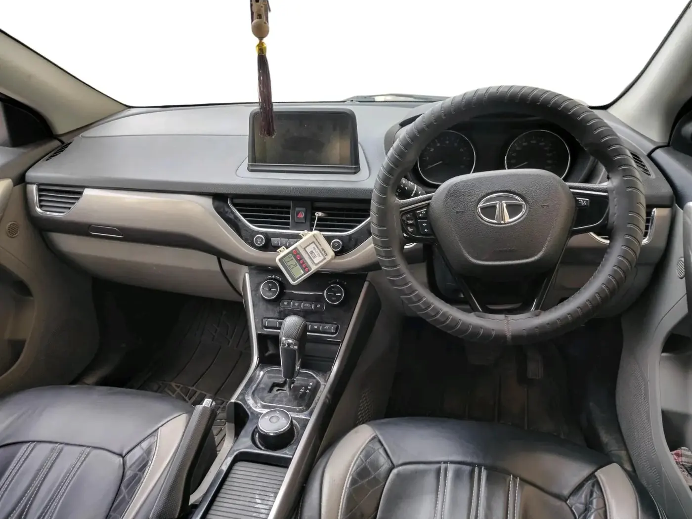 2019 Tata NEXON XZA PLUS PETROL, Petrol, Automatic, 63,865 km, interior