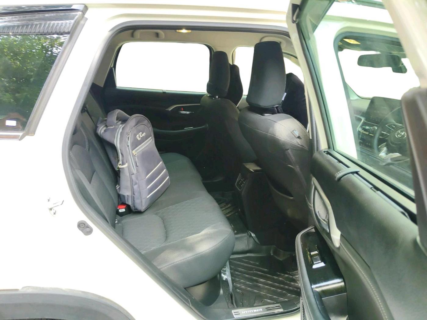 2026 Toyota URBAN CRUISER HYRYDER  G NEO DRIVE E-CNG , CNG, Manual, 1,456 km, interior