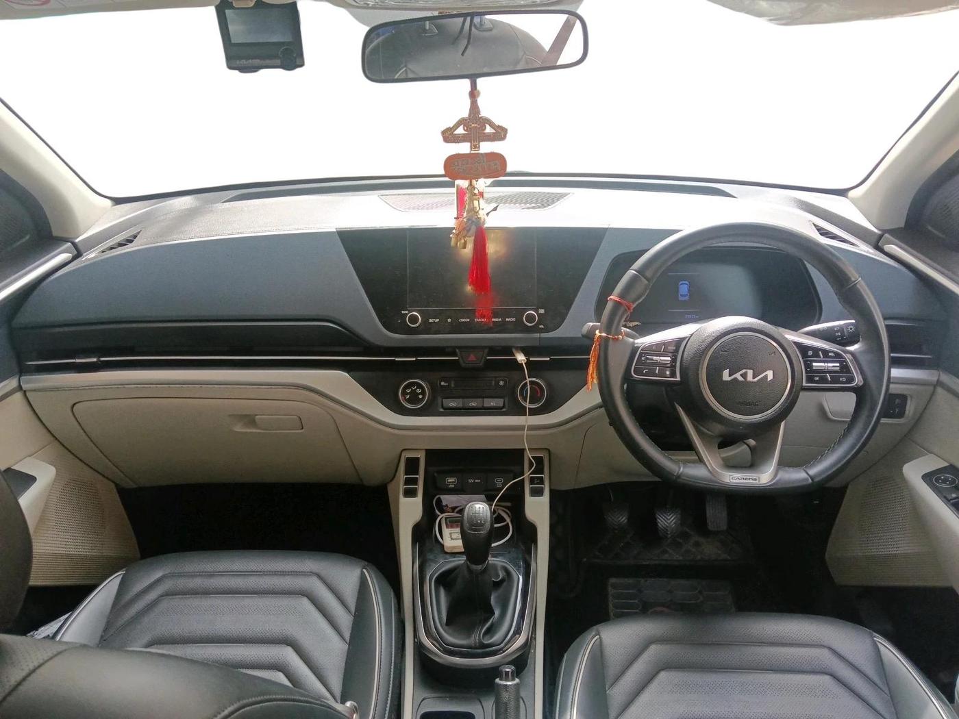 2024 KIA CARENS Gravity 1.5 Petrol MT, Petrol, Manual, 23,827 km, interior