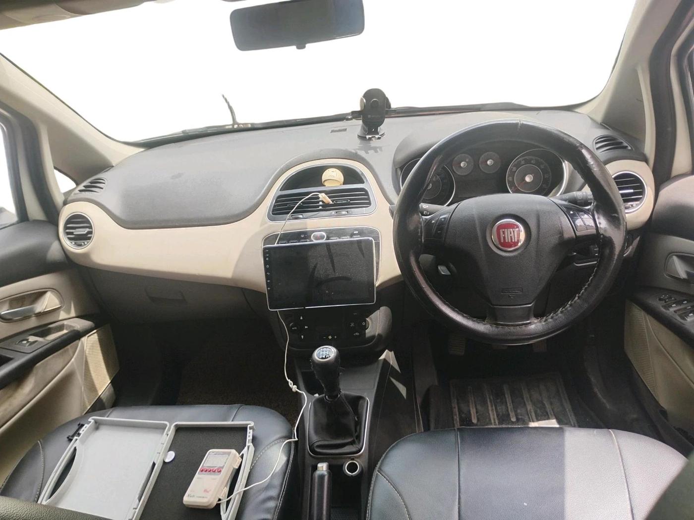 2018 Fiat URBAN CROSS EMOTION MULTIJET 1.3, Diesel, Manual, 63,750 km, interior