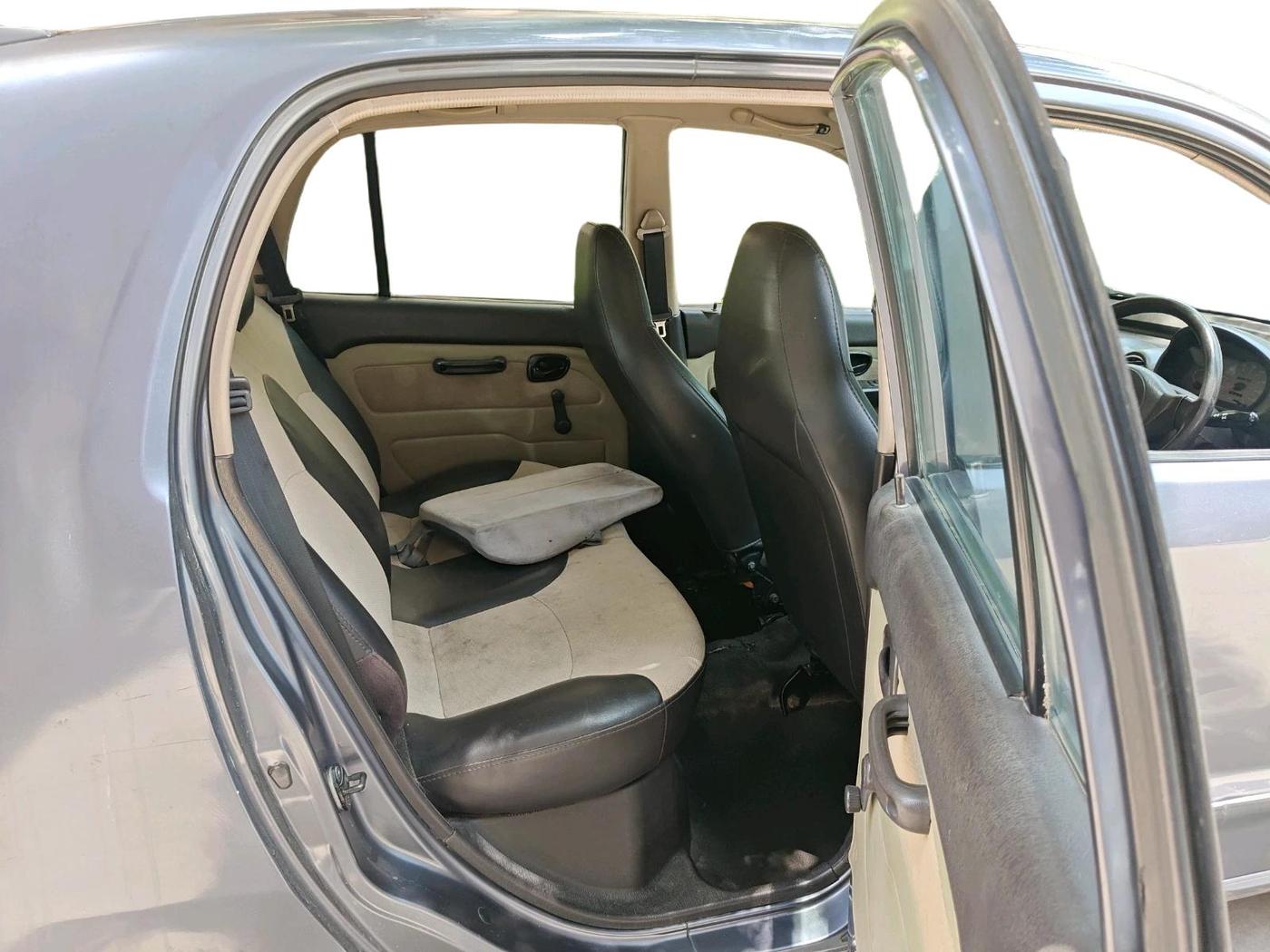 2011 Hyundai Santro Xing GLS, Petrol, Manual, 43,835 km, interior