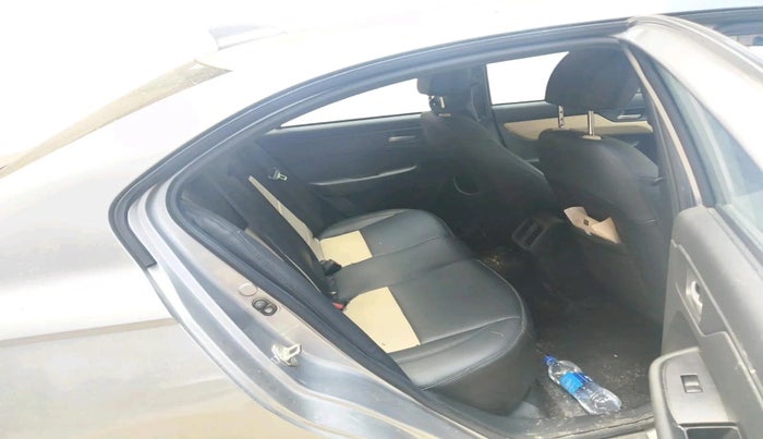 2025 Honda Amaze 1.2L I-VTEC VX CVT, Petrol, Automatic, 5,121 km, interior