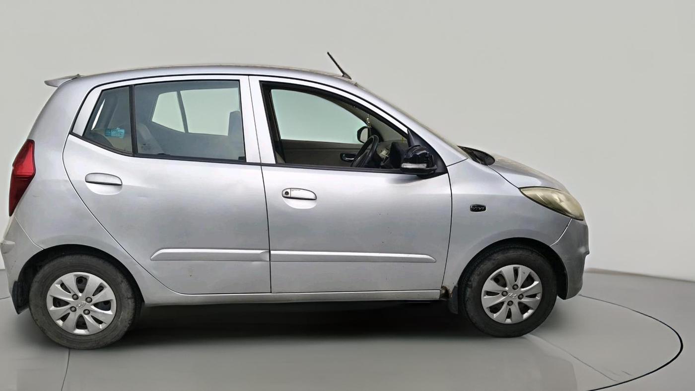 2013 Hyundai i10 SPORTZ 1.2 AT, Petrol, Automatic, 80,000 km, exterior