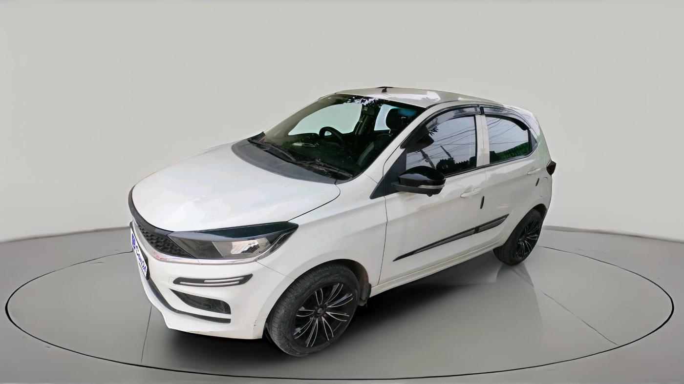 2023 Tata Tiago XT (O) PETROL, Petrol, Manual, 17,180 km, exterior