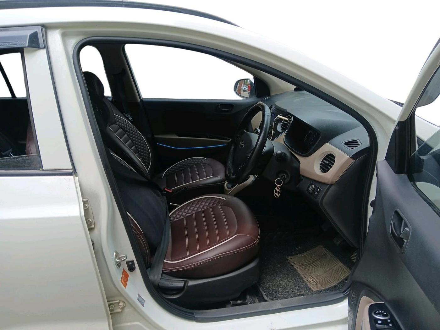2019 Hyundai Grand i10 MAGNA 1.2 KAPPA VTVT, CNG, Manual, 51,427 km, interior