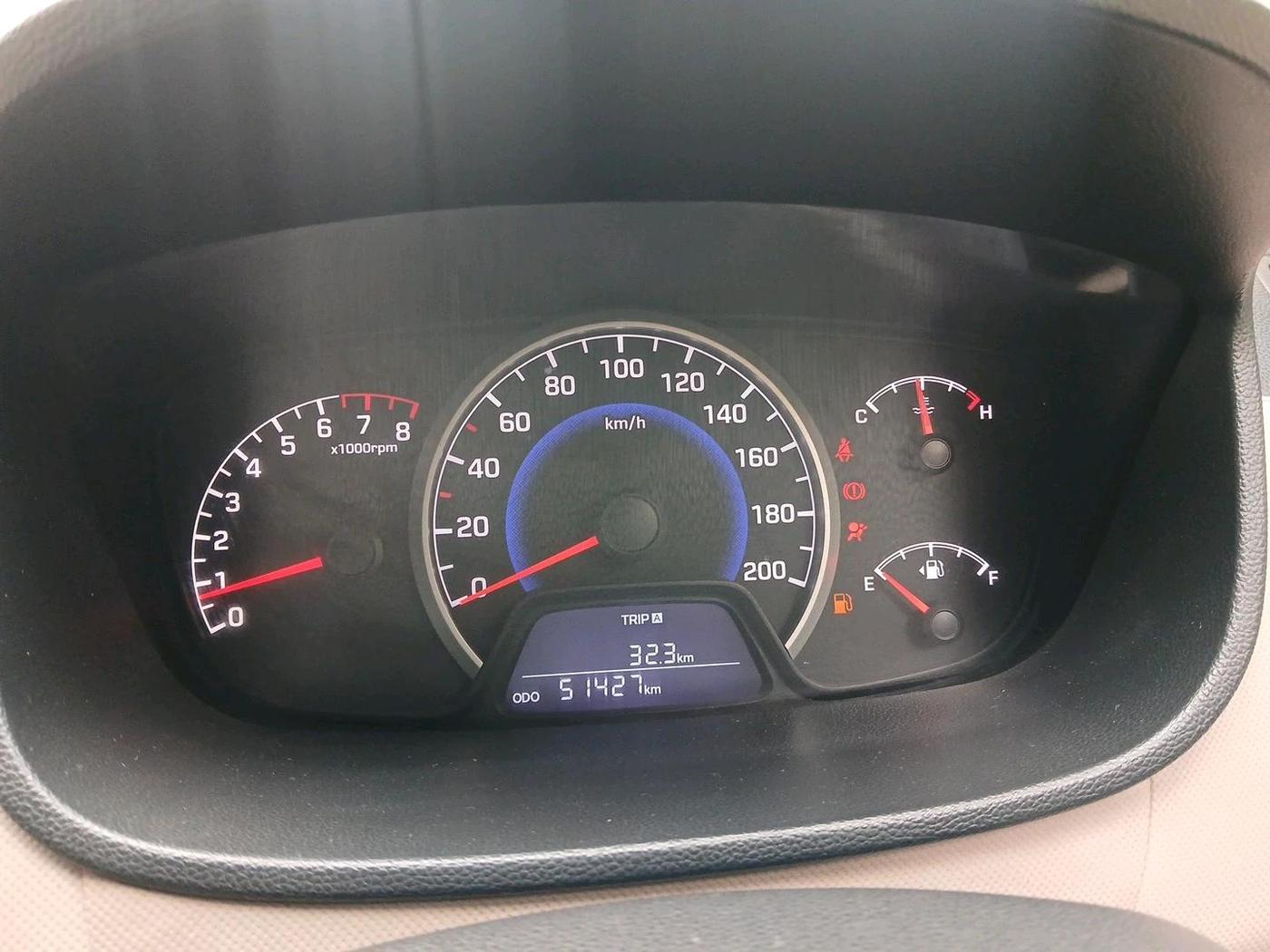 2019 Hyundai Grand i10 MAGNA 1.2 KAPPA VTVT, CNG, Manual, 51,427 km, interior