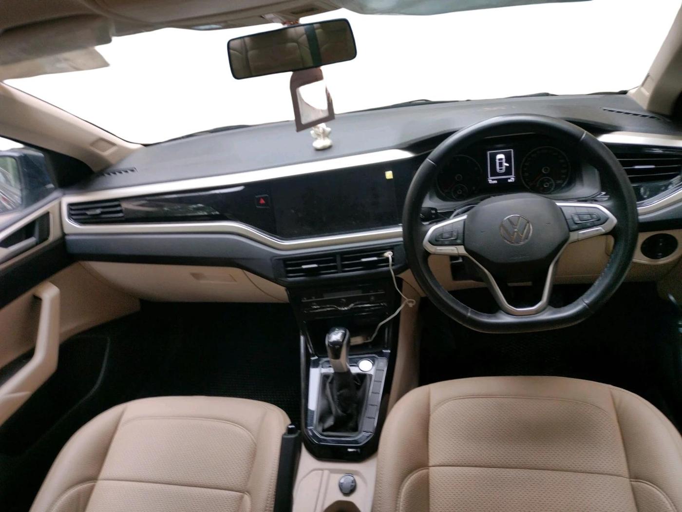 2024 Volkswagen VIRTUS HIGHLINE TSI 1.0 AT, Petrol, Automatic, 17,241 km, interior