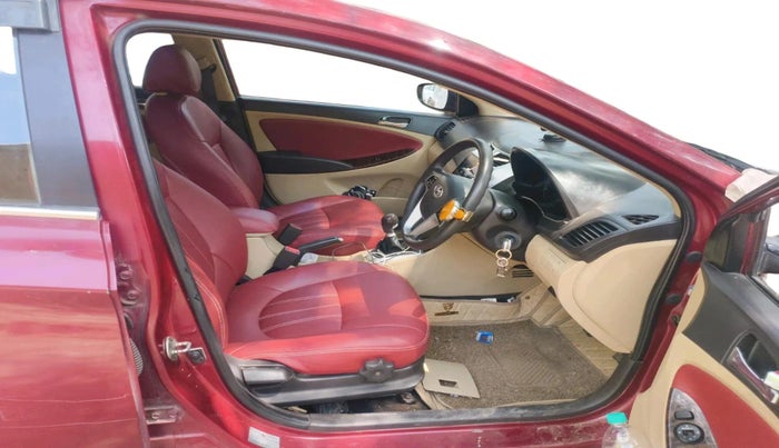 2014 Hyundai Verna FLUIDIC 1.6 VTVT SX, Petrol, Manual, 84,346 km, interior