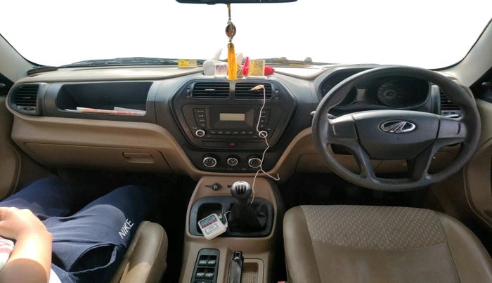 2017 Mahindra TUV300 T6, Diesel, Manual, 23,262 km, interior