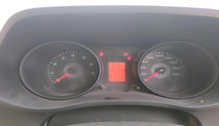 2017 Mahindra TUV300 T6, Diesel, Manual, 23,262 km, interior