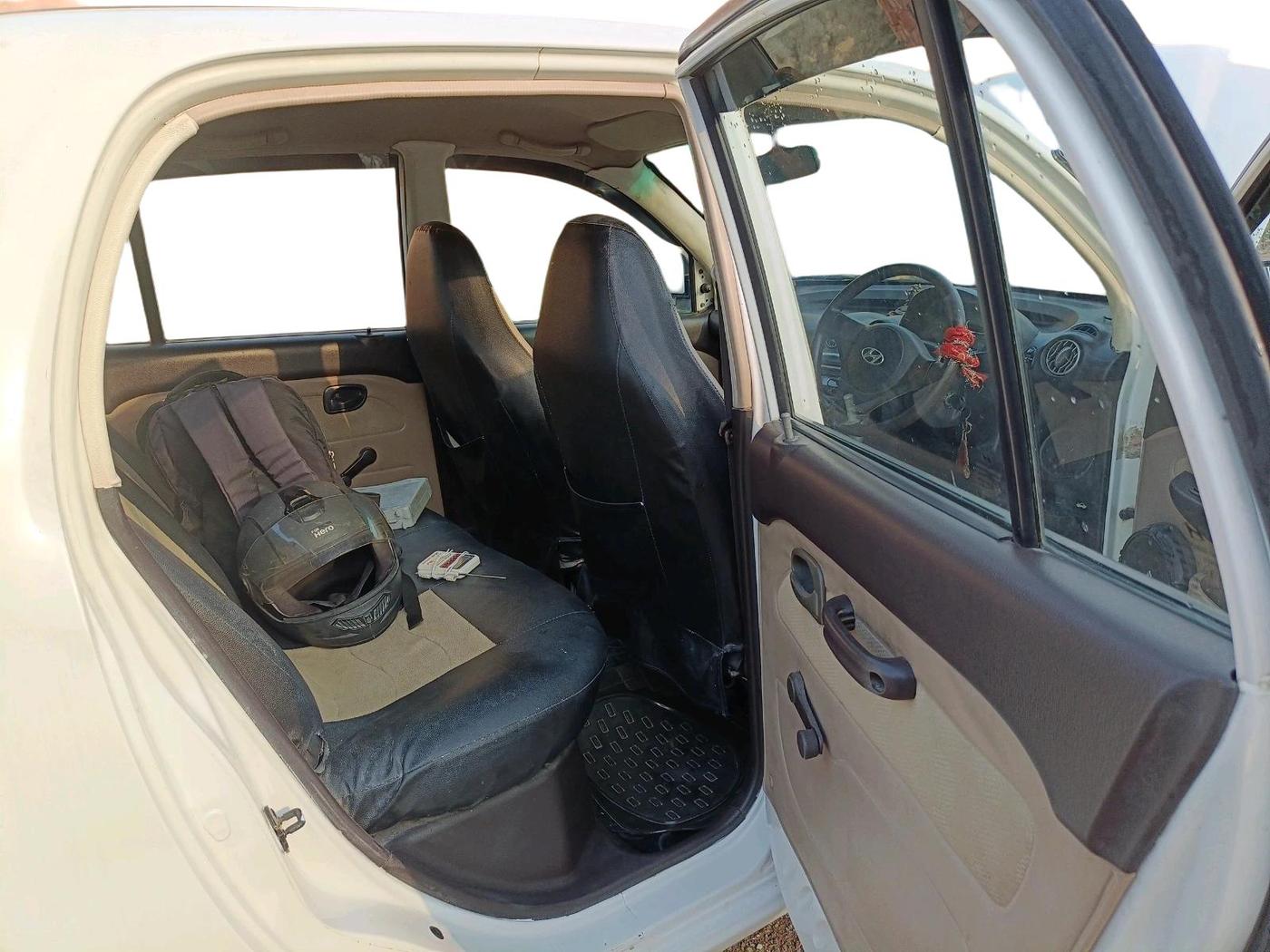 2013 Hyundai Santro Xing GL, Petrol, Manual, 64,082 km, interior