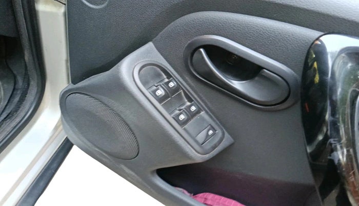 2015 Renault Duster RXL PETROL, Petrol, Manual, 51,763 km, interior