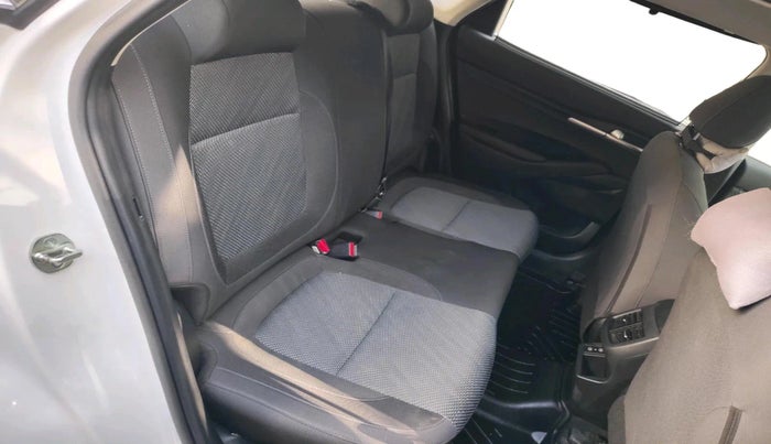 2024 KIA SELTOS  HTK PLUS 1.5 PETROL MT, Petrol, Manual, 23,047 km, interior