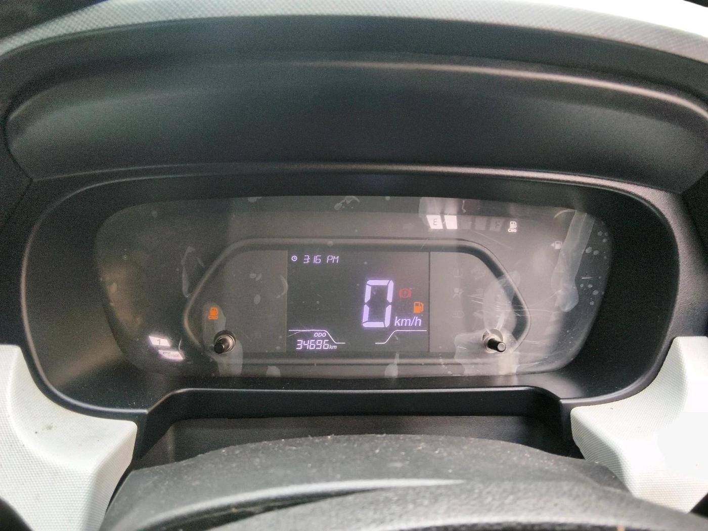 2025 Tata PUNCH PURE MT CNG, CNG, Manual, 34,696 km, interior