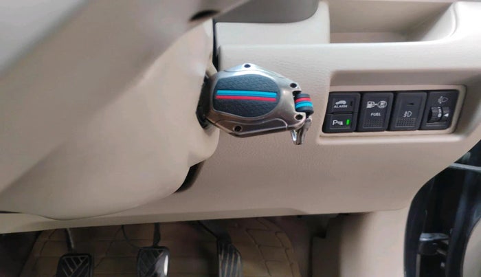 2017 Maruti Ertiga VXI CNG, CNG, Manual, 1,84,643 km, interior