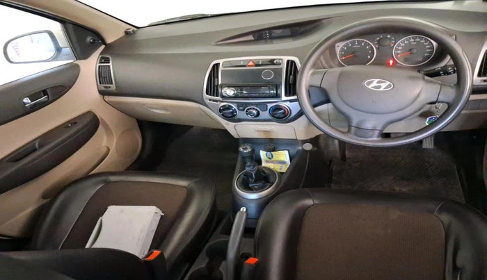 2013 Hyundai i20 MAGNA 1.2, Petrol, Manual, 31,427 km, interior