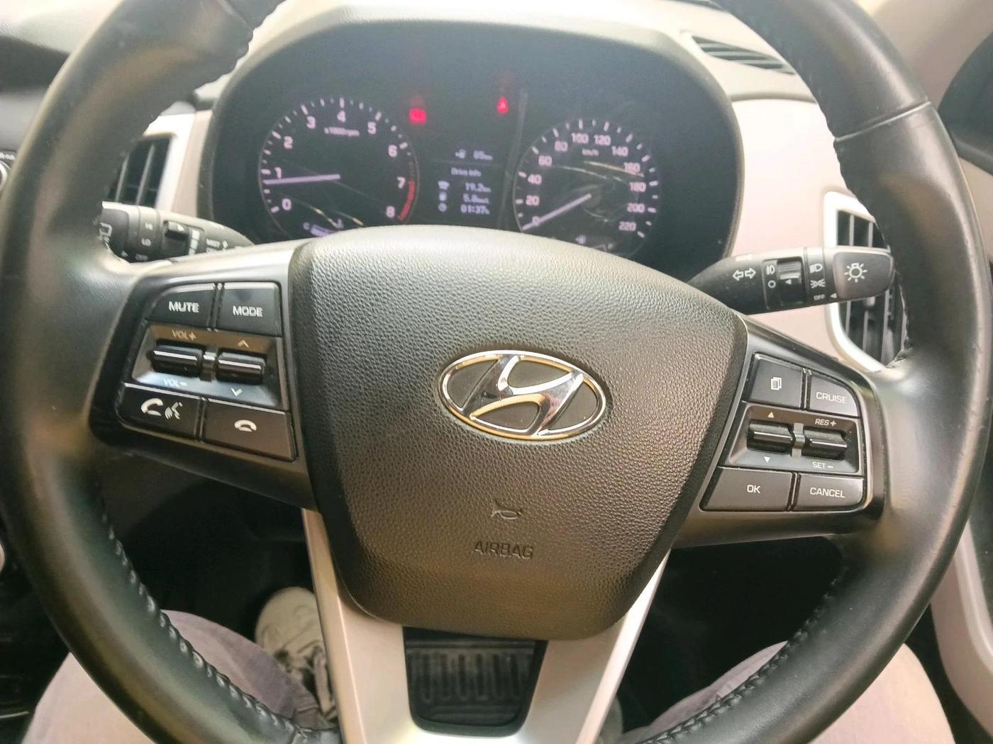 2019 Hyundai Creta SX (O) 1.6 PETROL, Petrol, Manual, 25,921 km, interior