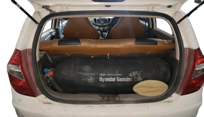 2015 Hyundai i10 MAGNA 1.1, CNG, Manual, 1,05,278 km, exterior