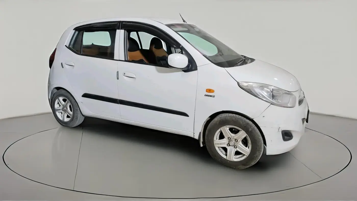 2015 Hyundai i10 MAGNA 1.1, CNG, Manual, 1,05,278 km, exterior