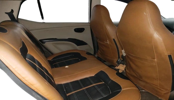 2015 Hyundai i10 MAGNA 1.1, CNG, Manual, 1,05,278 km, interior