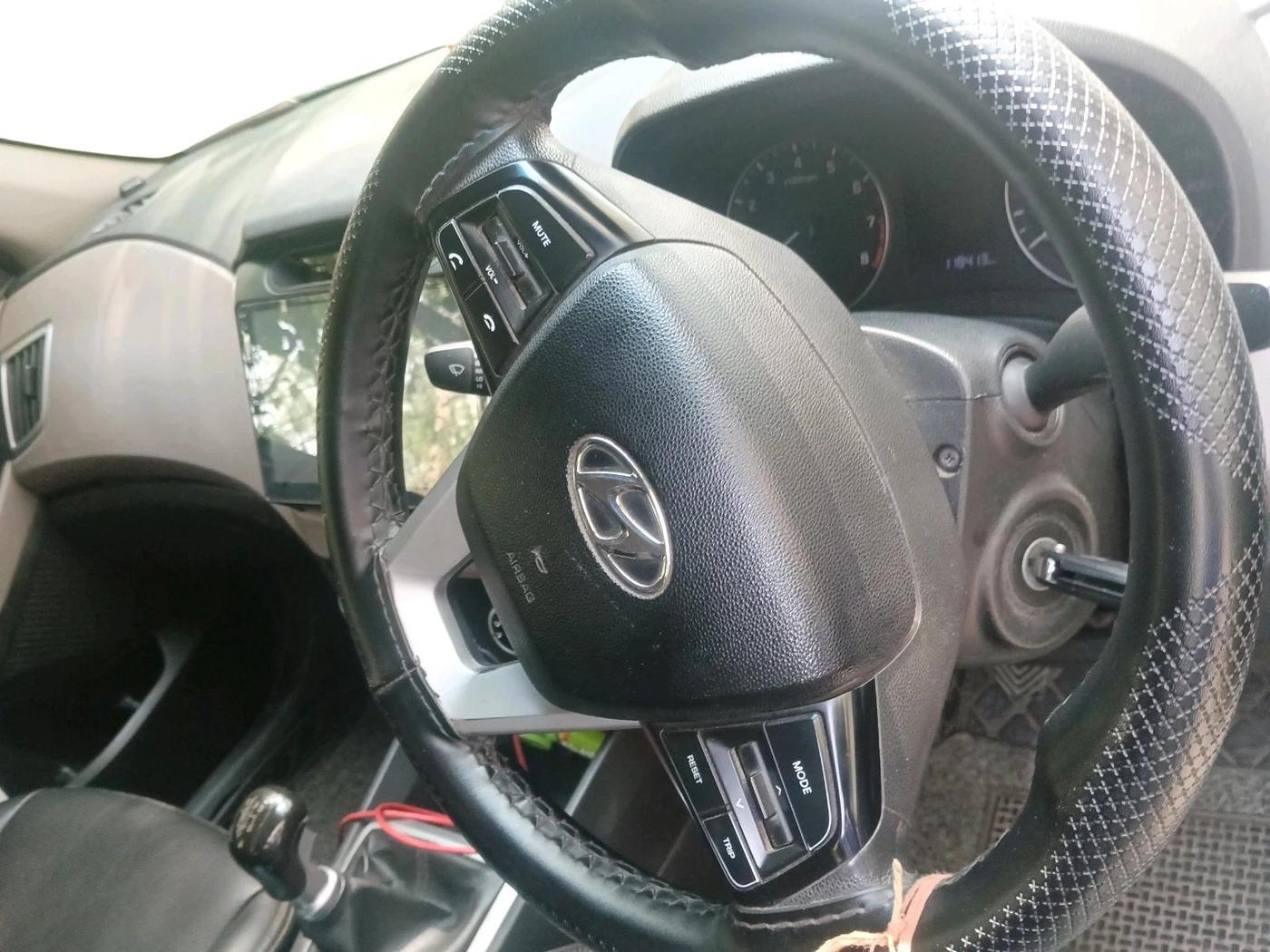 2019 Hyundai Creta E PLUS 1.6 PETROL, Petrol, Manual, 1,18,413 km, interior