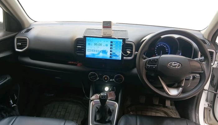 2020 Hyundai VENUE S 1.2, CNG, Manual, 77,848 km, interior