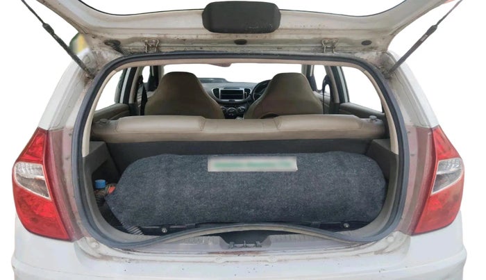 2013 Hyundai i10 ERA 1.1, CNG, Manual, 69,811 km, exterior