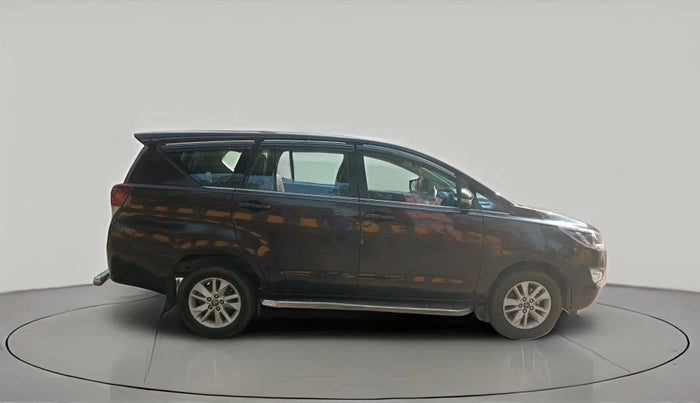 2017 Toyota Innova Crysta 2.4 GX 7 STR, Diesel, Manual, 1,46,603 km, exterior