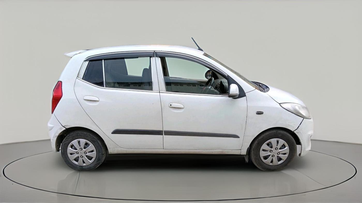 2012 Hyundai i10 MAGNA 1.2, CNG, Manual, 1,06,243 km, exterior