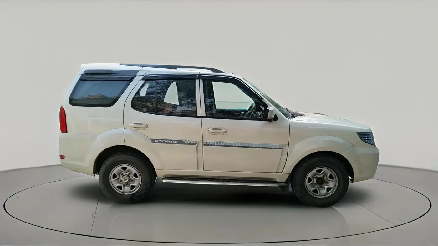 2016 Tata Safari Storme 2.2 EX 4X2, Diesel, Manual, 1,25,784 km, exterior